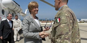 pinotti-italia-contro-isis